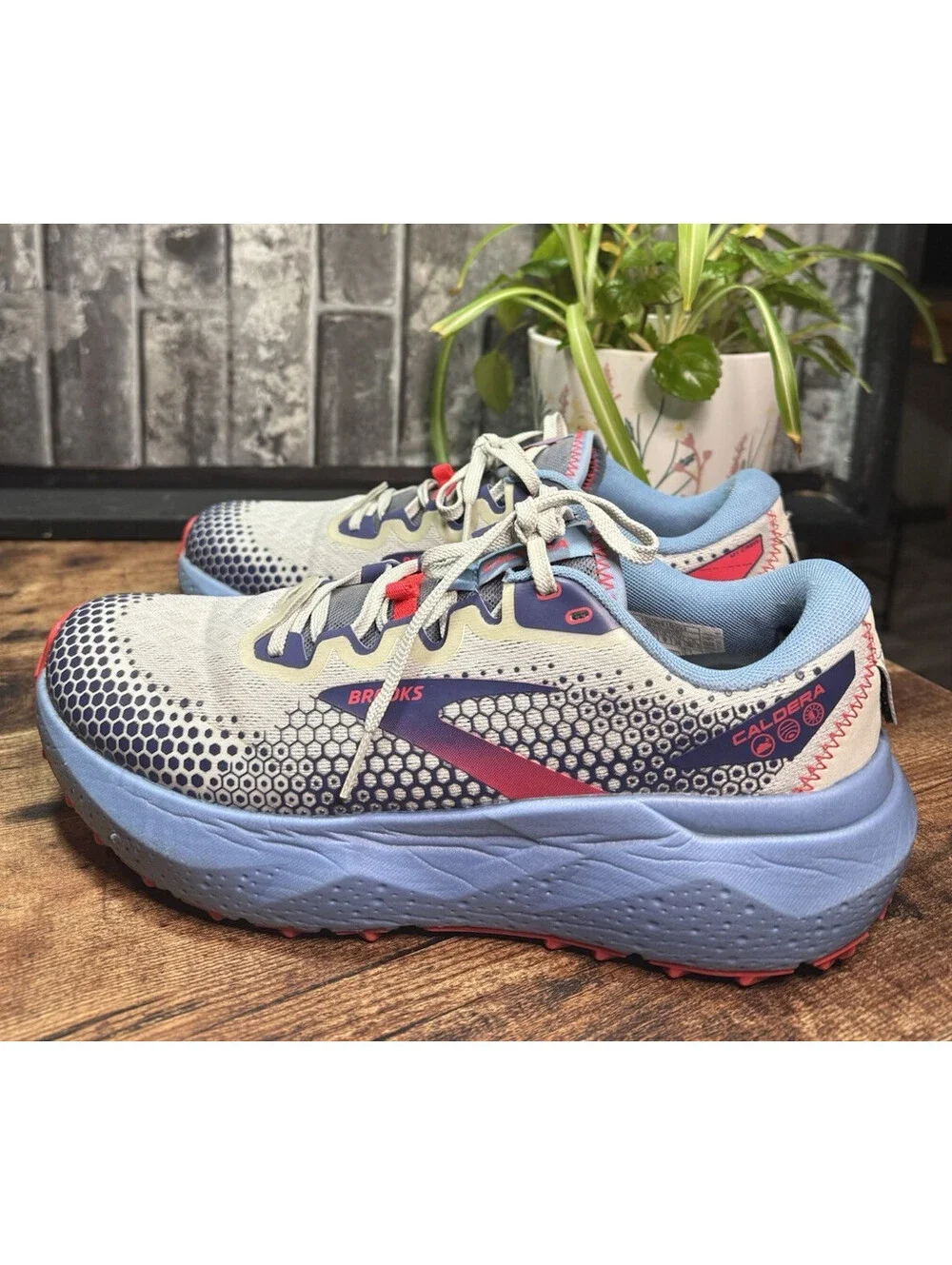 Brooks Caldera 6 Blue/Gray/Red Geometric Low Top Lace-Up Men's Sneaker